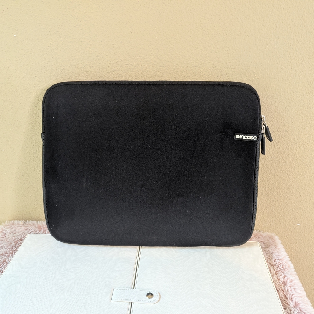 Incase Black Laptop Sleeve